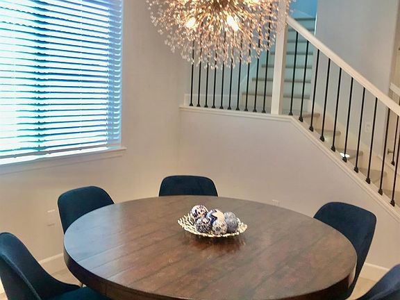 5th image of 2048 Lanesborough St