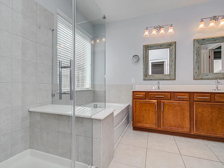 7142 Breton Bay Pass — Photo 31