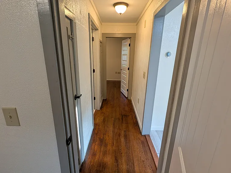 1318 W Huntsville Ave — Photo 31