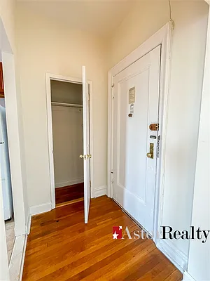 Rented by Astor Realty | media 3
