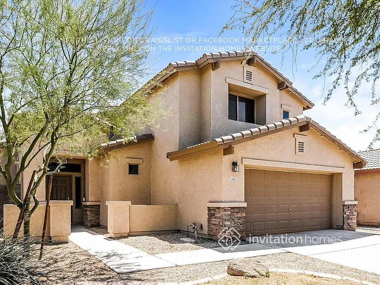 5605 S 51st Dr — Photo 4
