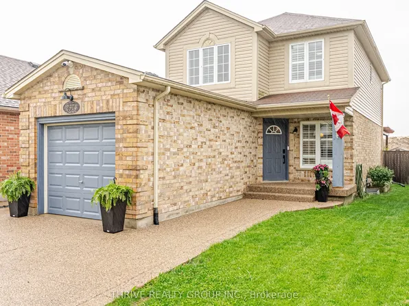 2374 Meadowgate Blvd, London, ON N6M 1L7