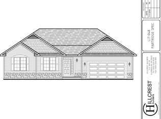 1524 Dovetail Dr, Hartford, WI