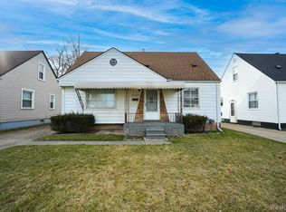 21761 Cyman Ave, Warren, MI 48091