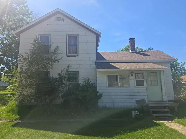 212 S East St, Saint Louis, MI 48880