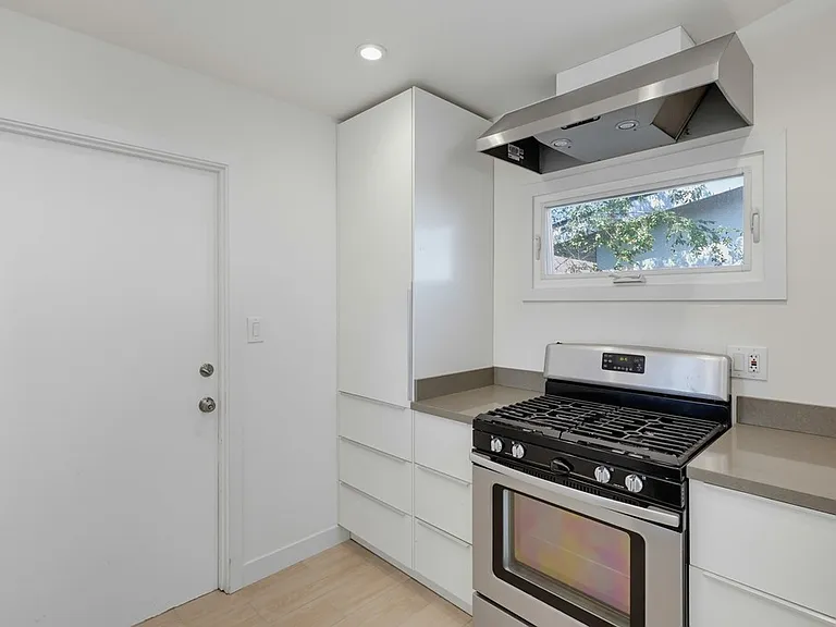 4996 Mount Almagosa Dr — Photo 18