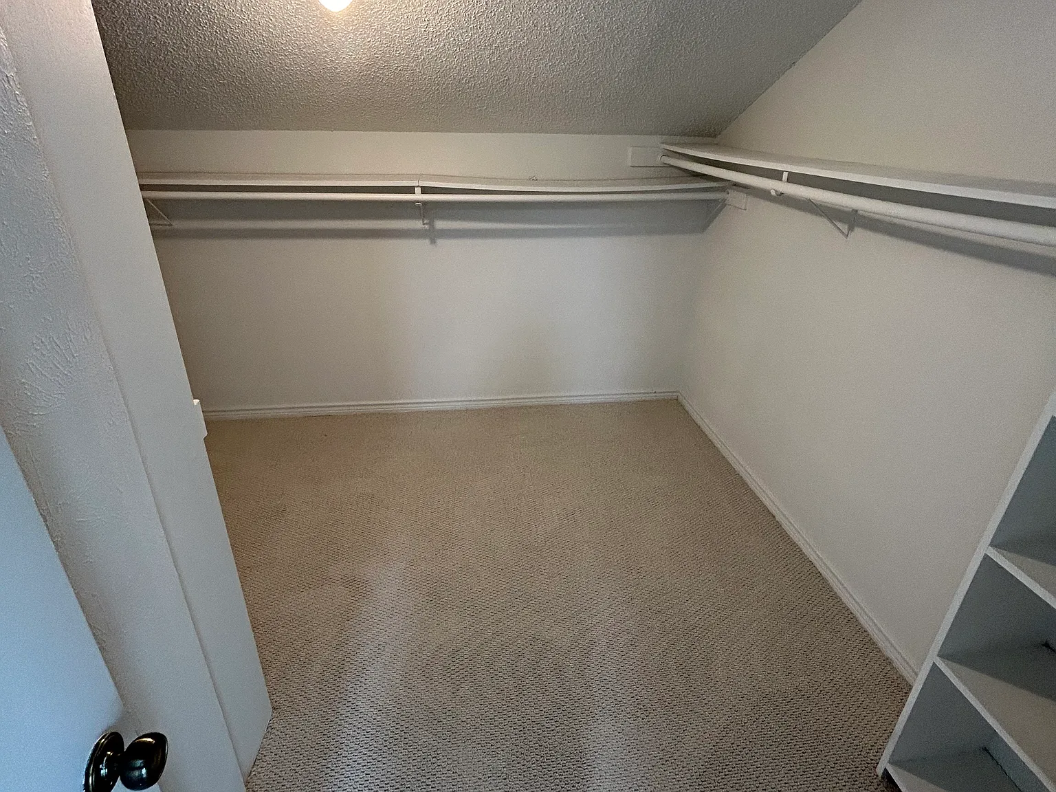 2 bed, 1440 sqft, $2,000 — Photo 3