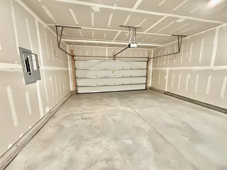 1109 Rosefinch Dr — Photo 19