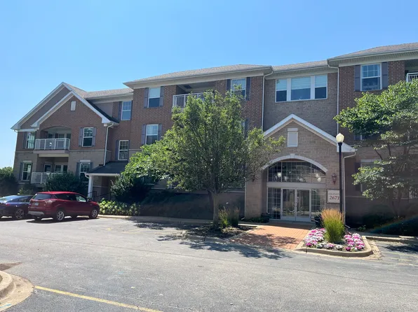 2671 Stone Cir Unit 202, Geneva, IL 60134