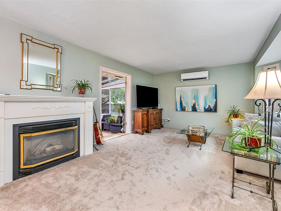 1st image of 1047 Marchmont Rd