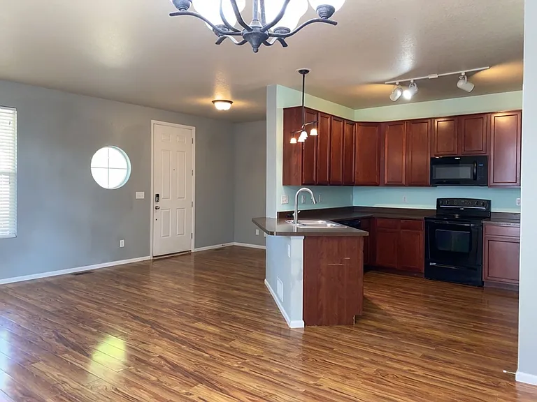 2738 Port Place Dr — Photo 7