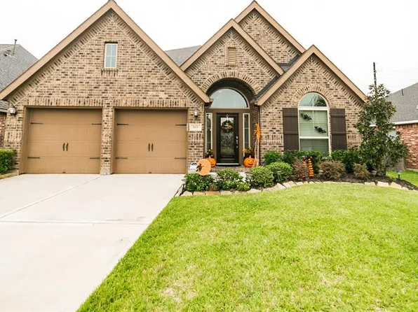 101 Freshwind Ct, Richmond, TX 77406
