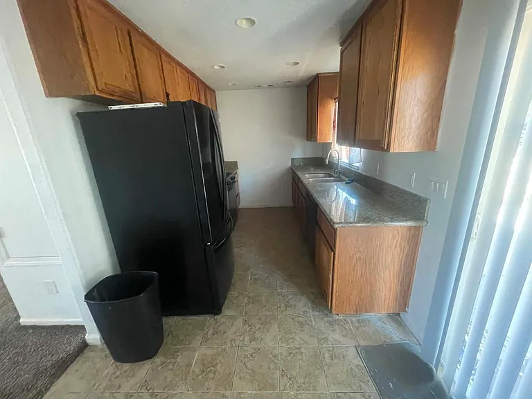 Casa Linda Dr — Photo 9