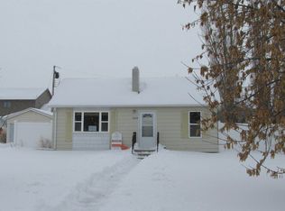 1515 5th Ave W, Williston, ND 58801