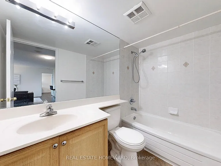 750 Bay St #2307 — Photo 25