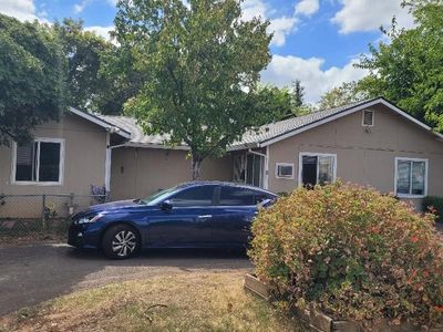 760 Arden Way, Sacramento, CA, 95815