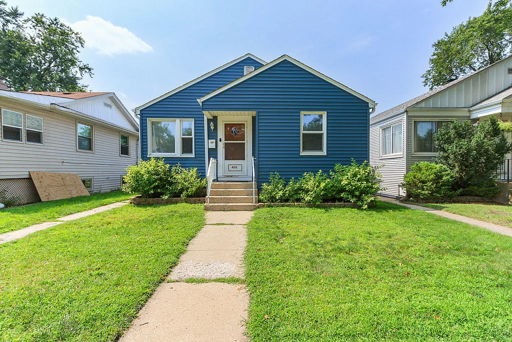 4212 Wenonah Ave photo 1
