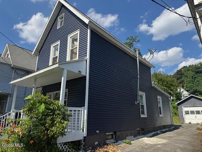 5th image of 1029 Glendale Place