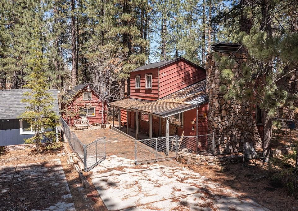 1st image of 39368 Moab Ln