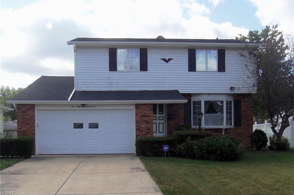 14326 Lisa Dr, Maple Heights, OH 44137 | Zillow