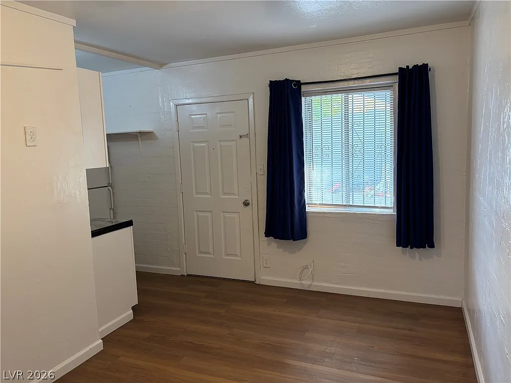 Studio, 1.0 bath, 2119 sqft, $700 — Photo 4