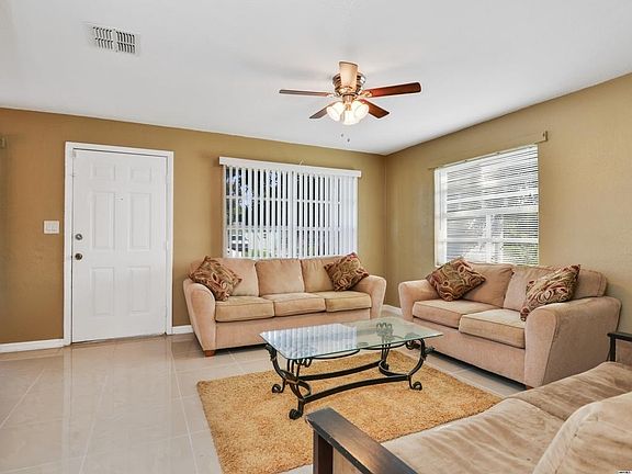 4th image of 4820 Polaris St