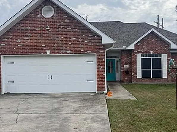 155 Summerwood Dr, Sulphur, LA 70663