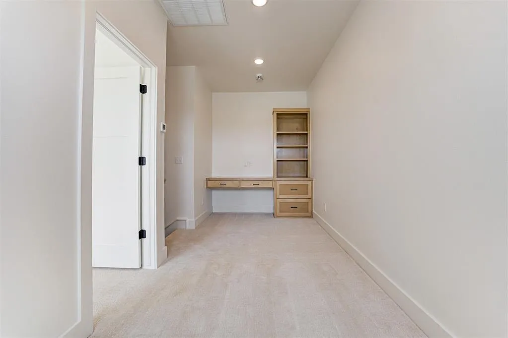 3252 Mission Hill Drive - 1 — Photo 4