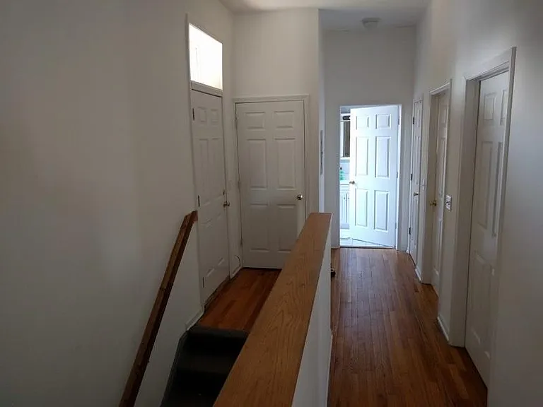 946 N Orleans St #303 — Photo 17