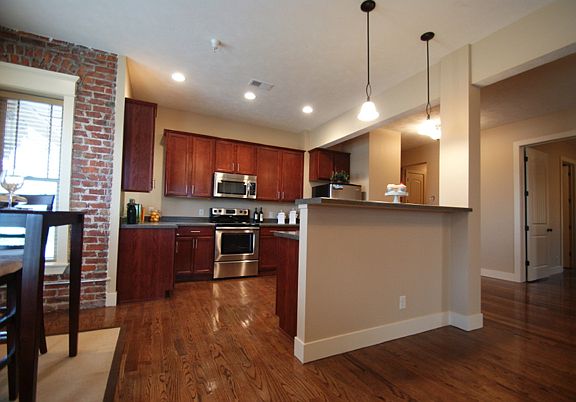 4th image of 2934 Leavenworth St #102-B1440