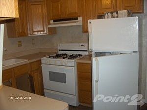 1st image of 27885 Lenox Ave