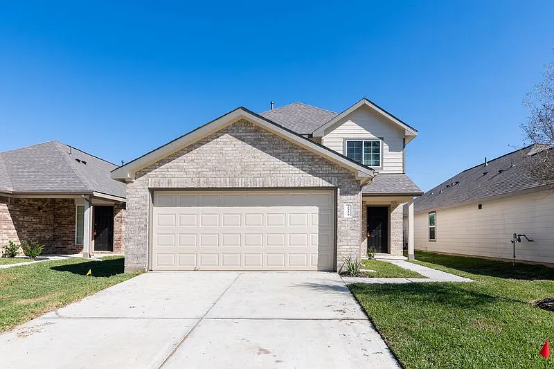 2525 N Lina Ct