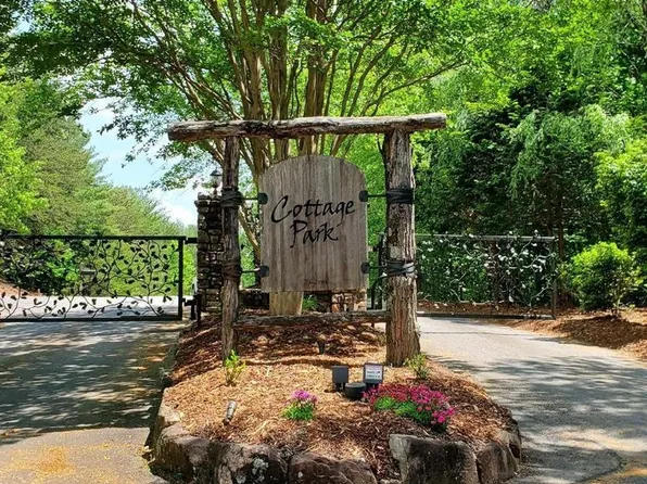 2128 Cottage Park Rd, Morganton, NC 28655