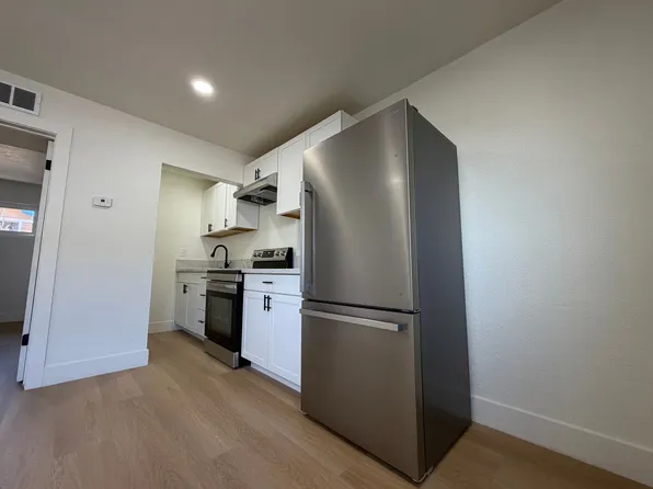 438 Perlite Way, 438 Perlite Way APT B, Henderson, NV 89015