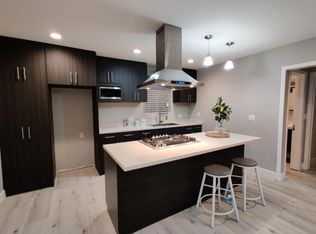 805 W 164th St, Gardena, CA 90247