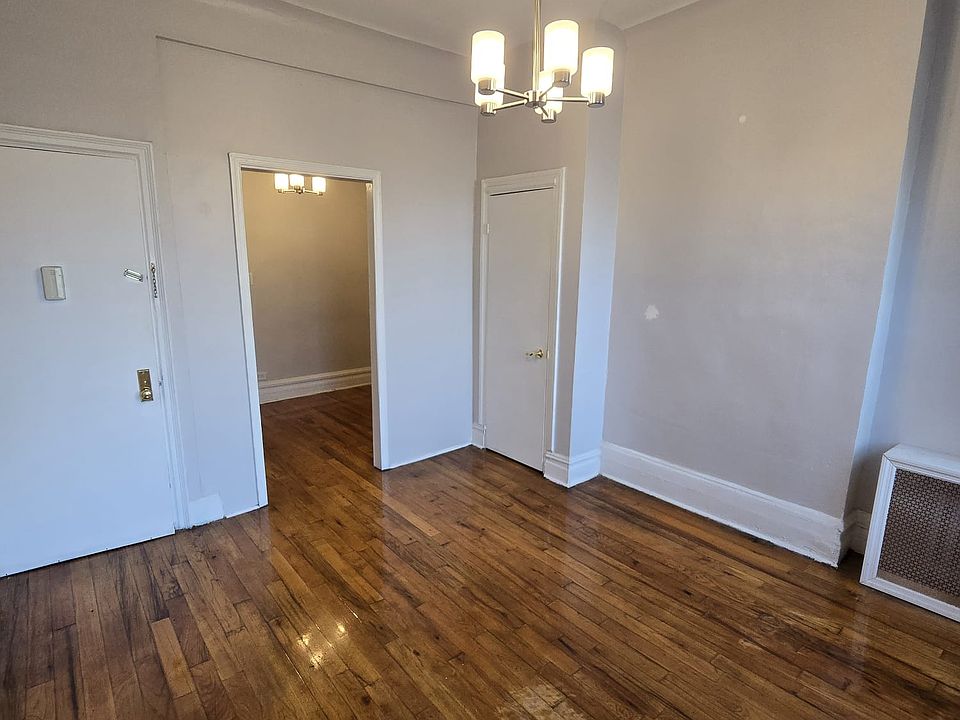 1st image of 526 Flatbush Ave APT 2D