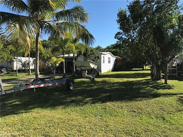 1st image of 5599 Rainbow Dr