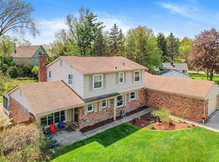 1935 Dawn Ridge Rd, Walled Lake, MI 48390