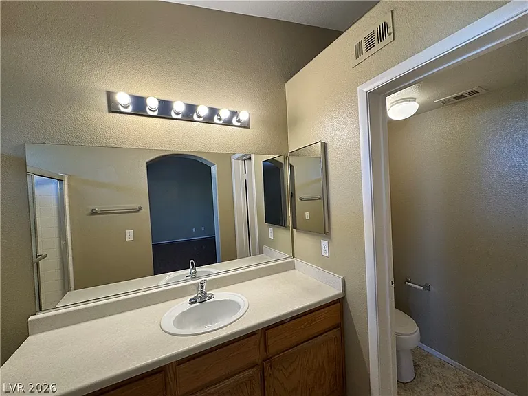 1326 Dusty Creek St — Photo 21