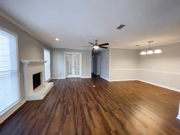 308 Hollyfax Cir, Sandy Springs, GA 30328