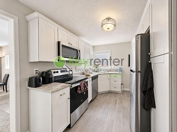 3rd image of 3034 Harrison Blvd