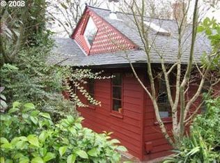 5789 SW Salmon St, Portland, OR 97221