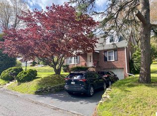 4 Sylvan Dr, Lock Haven, PA 17745