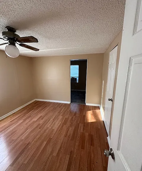 206 S Bass St — Photo 10