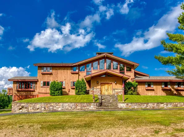 33 Evans Ln, Lake Placid, NY 12946