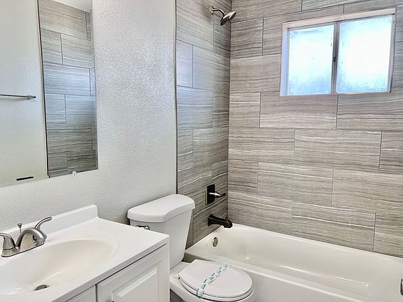 3rd image of 7002-7040 N 76th Ave #7036-1