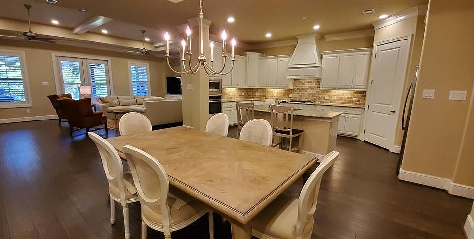 1st image of 419 Watermere Dr