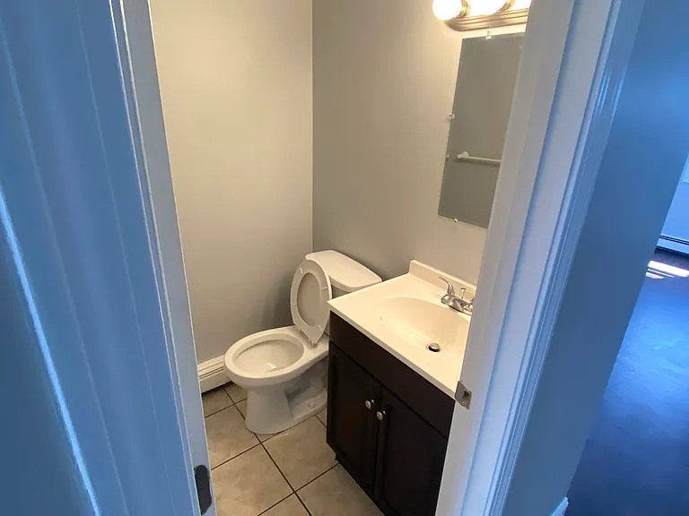 73 Indiana Ave #A — Photo 4