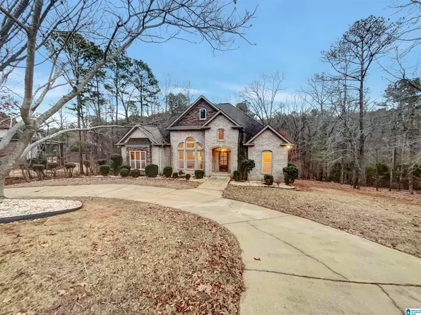 3604 Oakleaf Dr, Helena, AL 35022