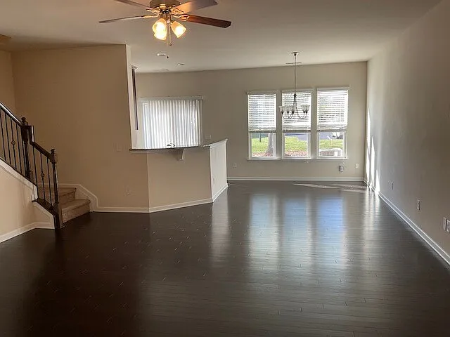 5944 Carrollton Ln — Photo 5
